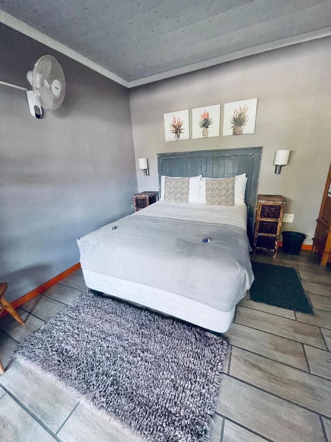 فندق Madeira Bed كوينزتاون المظهر الخارجي الصورة