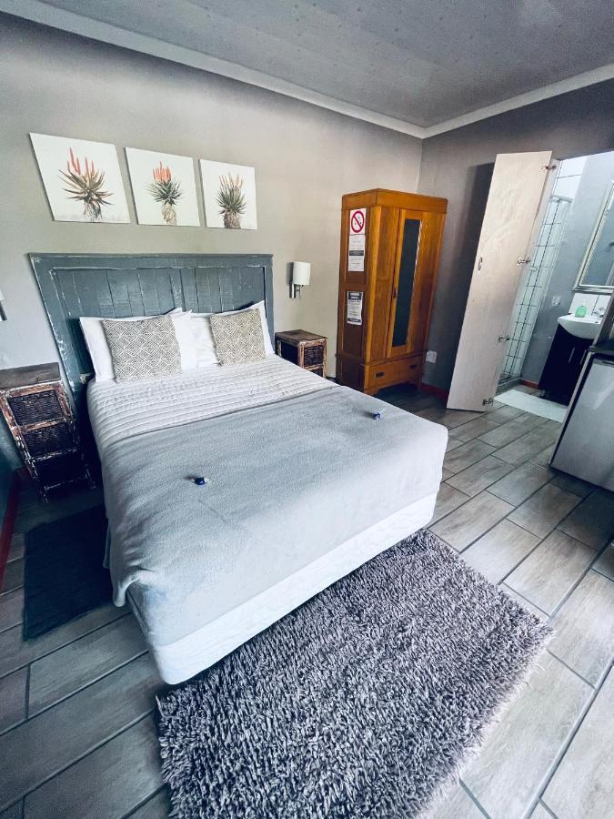 فندق Madeira Bed كوينزتاون المظهر الخارجي الصورة