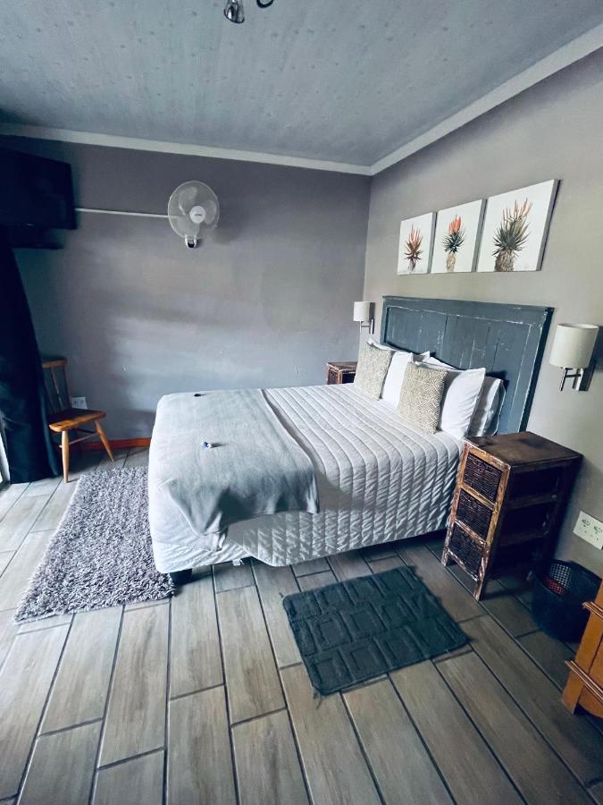 فندق Madeira Bed كوينزتاون المظهر الخارجي الصورة