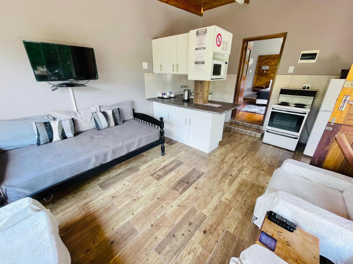 فندق Madeira Bed كوينزتاون المظهر الخارجي الصورة