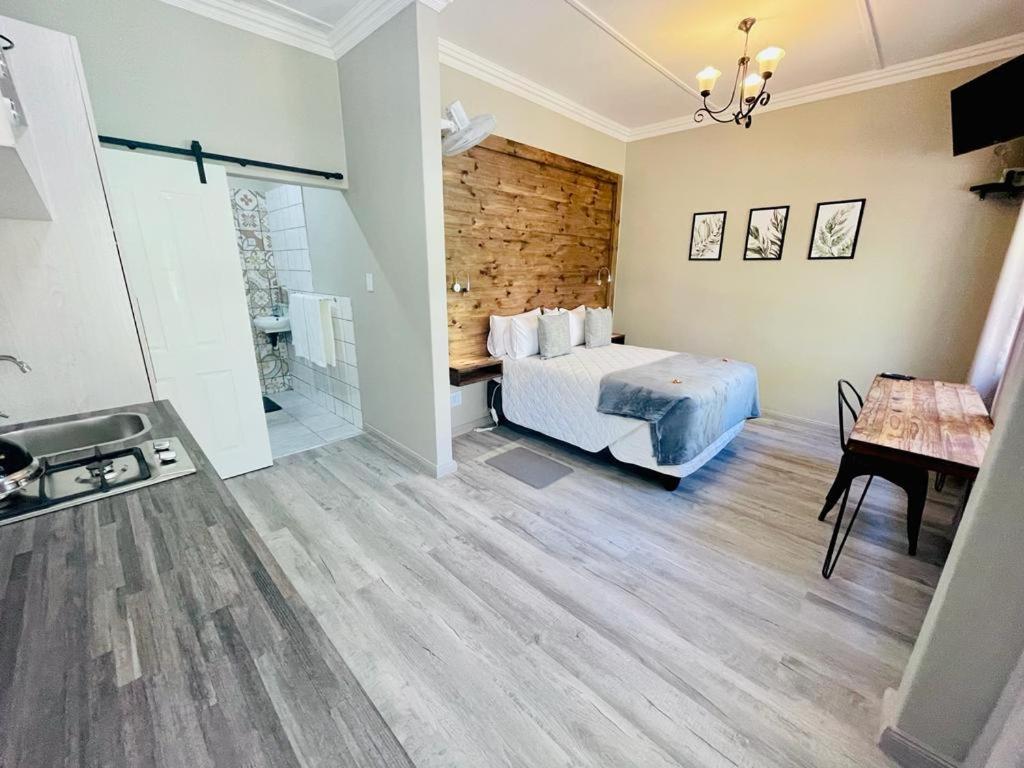 فندق Madeira Bed كوينزتاون المظهر الخارجي الصورة